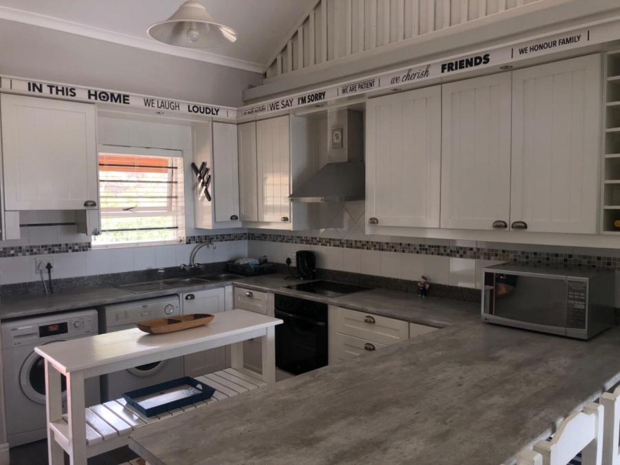 To Let 3 Bedroom Property for Rent in Diaz Beach Western Cape